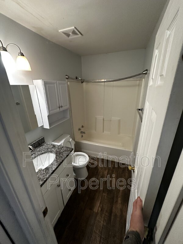 Foto del edificio - 1525 N 55th St