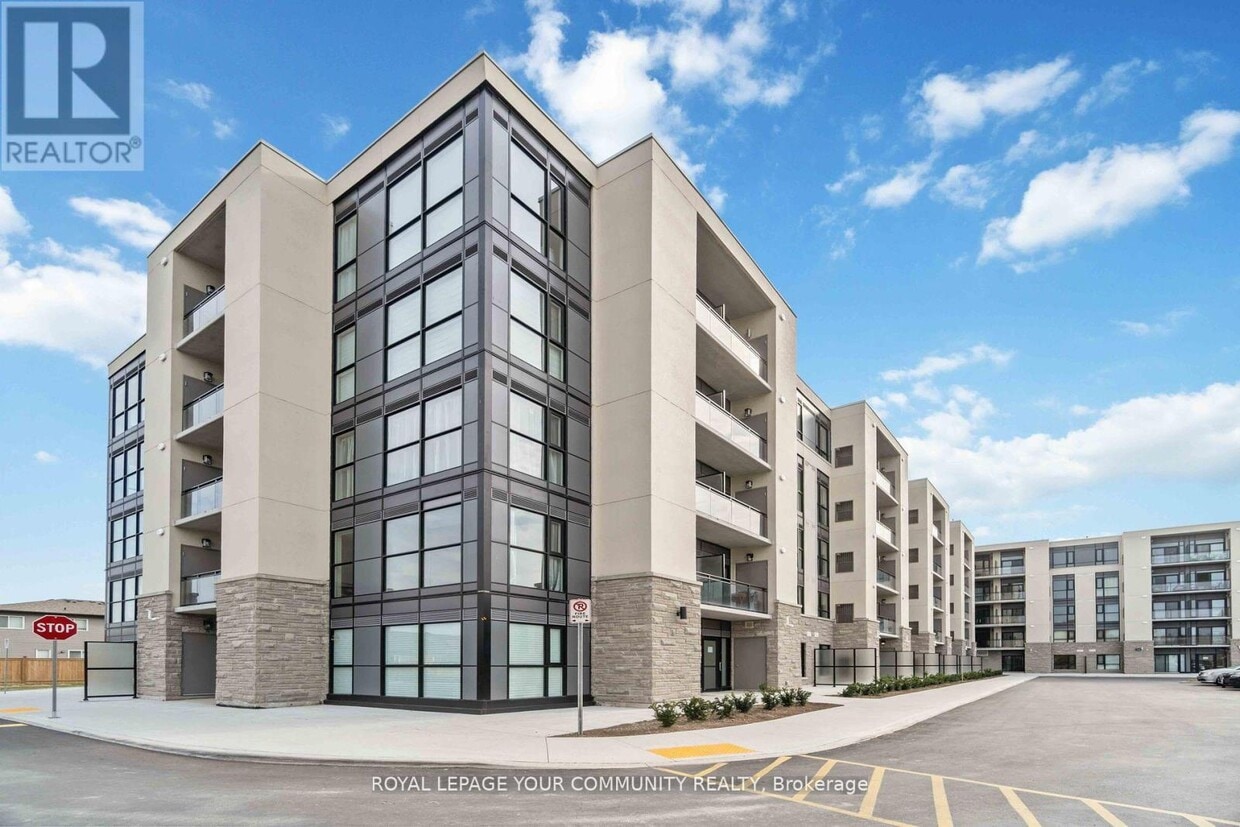 Primary Photo - 50 Herrick Ave