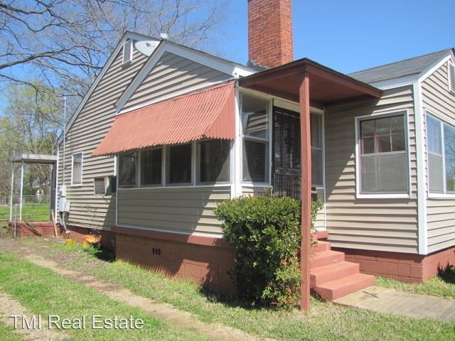 Building Photo - 1530 51st Street Ensley