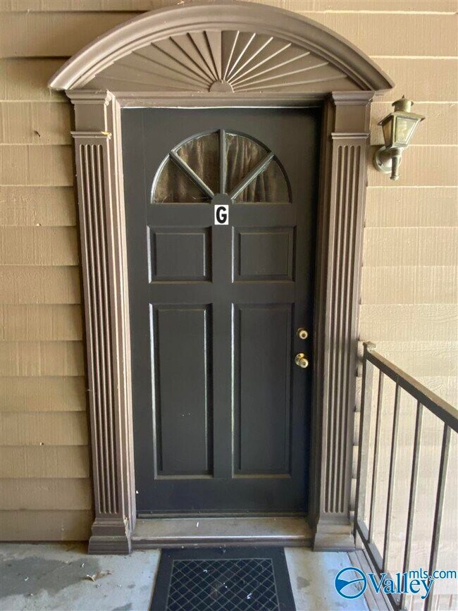 Foto del edificio - 2105 Epworth Dr NE