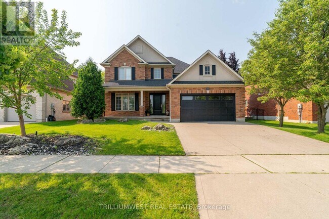Building Photo - 321 Deer Ridge Dr