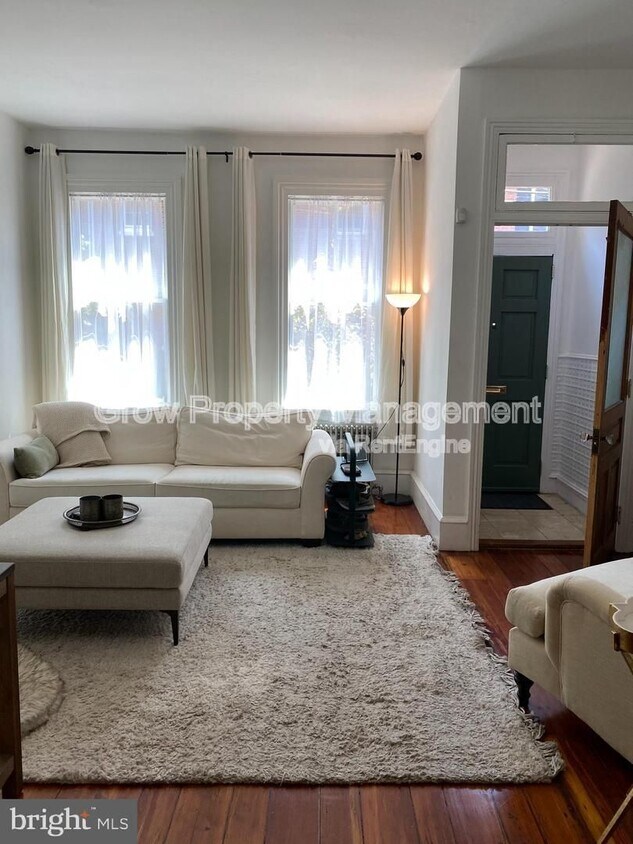 Foto principal - 866 N Lawrence St
