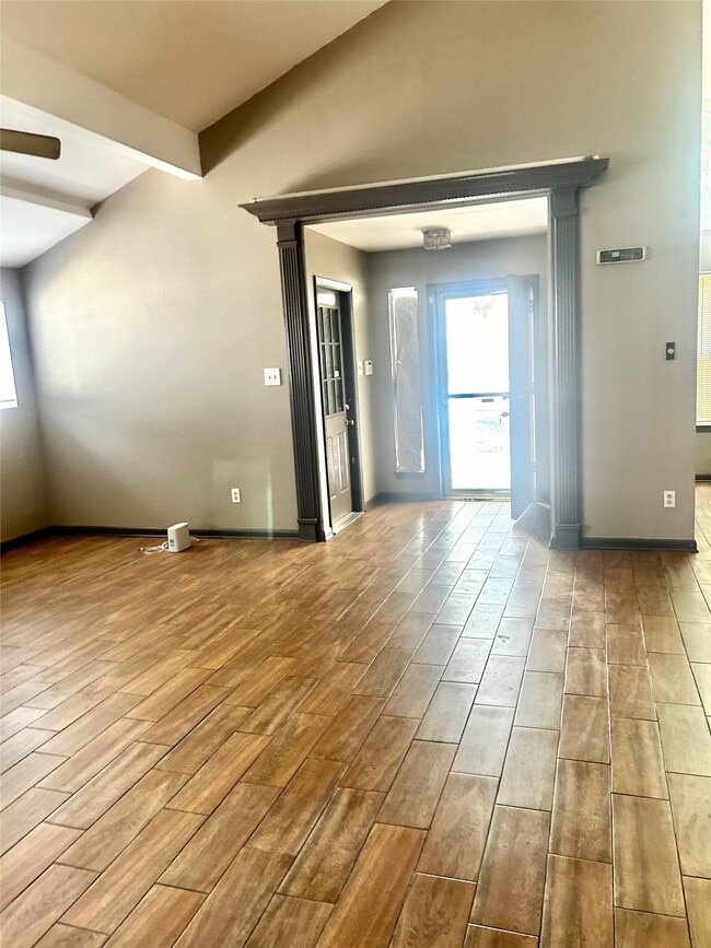 Foto del edificio - 11718 Zarroll Dr