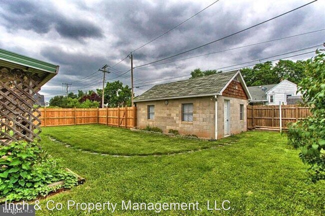 Building Photo - 3 br, 1 bath House - 725 Parkway Boulevard