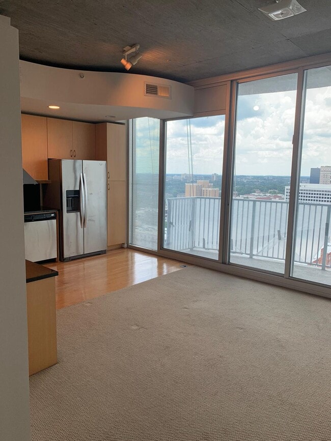 Foto del edificio - 860 Peachtree St NE