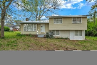 Building Photo - 333 Cooperfield Cir