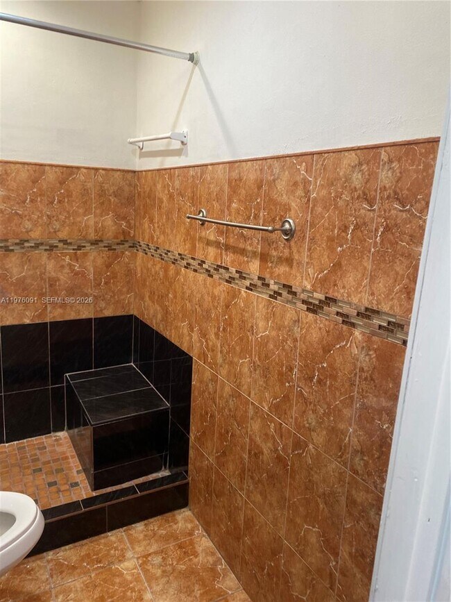 Foto del edificio - 10701 NW 23rd Ave