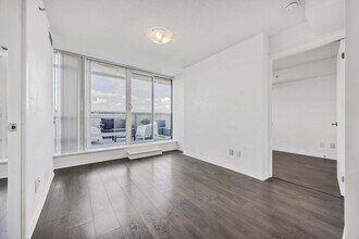 Building Photo - 68 Abell St