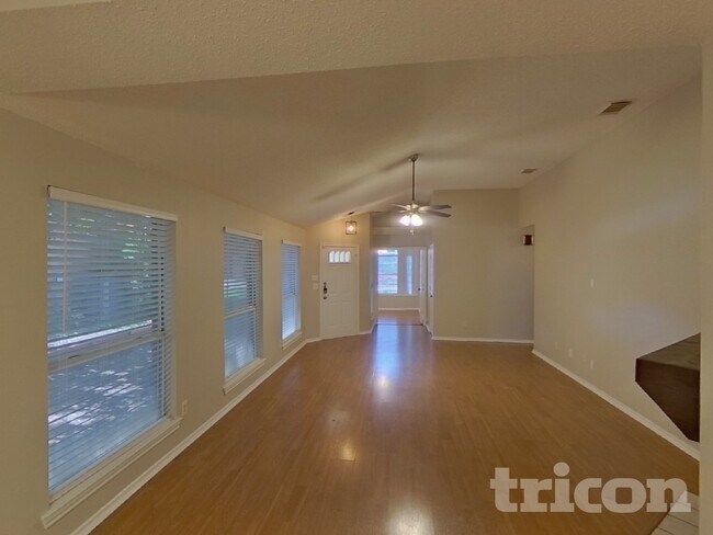 Foto del edificio - 1424 Savannah St