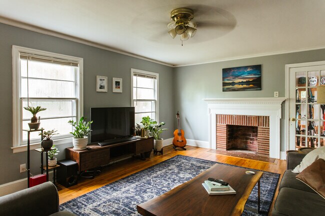 Foto del edificio - 365 Holman Ave