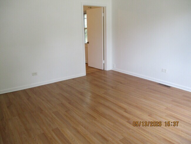 Foto del edificio - 9806 Marion Ave