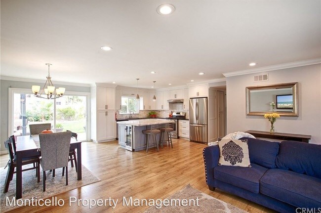 Building Photo - 4 br, 2 bath House - 15232 Coronado Street