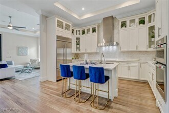 Building Photo - 2875 Coco Lakes Dr