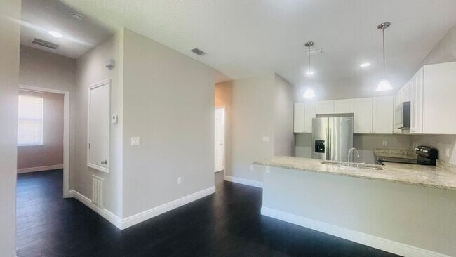 Building Photo - 1645 Cumin Dr