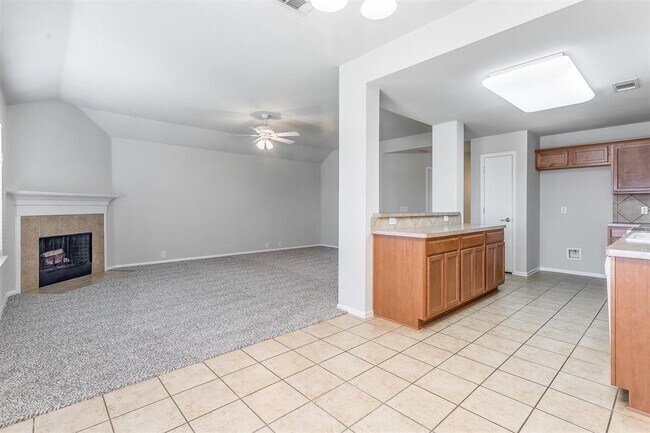 Foto del edificio - 529 Quail Hollow Dr