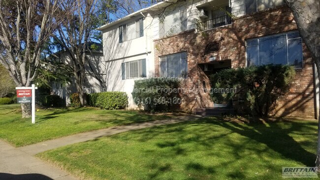 Building Photo - 5492 Carlson Dr