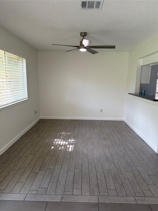 Building Photo - 262 Coppersmith Dr