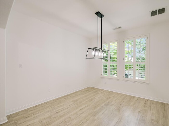 Building Photo - 15701 Sayan Cove
