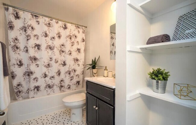 Foto del edificio - 3809 Spring Garden St