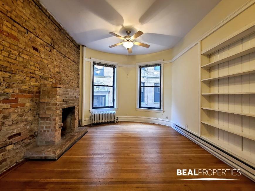 Primary Photo - 2 bedroom in CHICAGO IL 60610