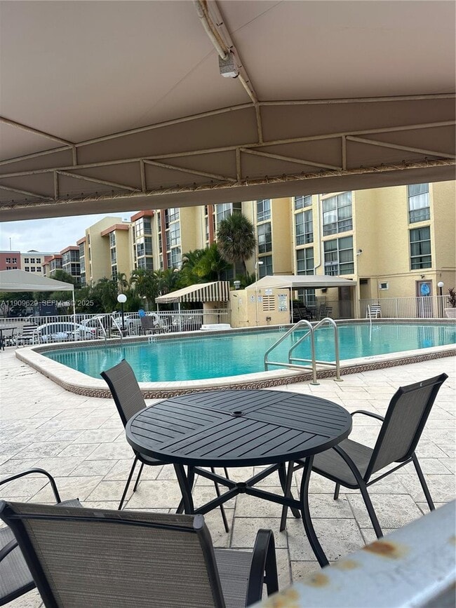 Building Photo - 200 172nd St