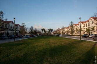 Building Photo - 9515 SW 171st Ct
