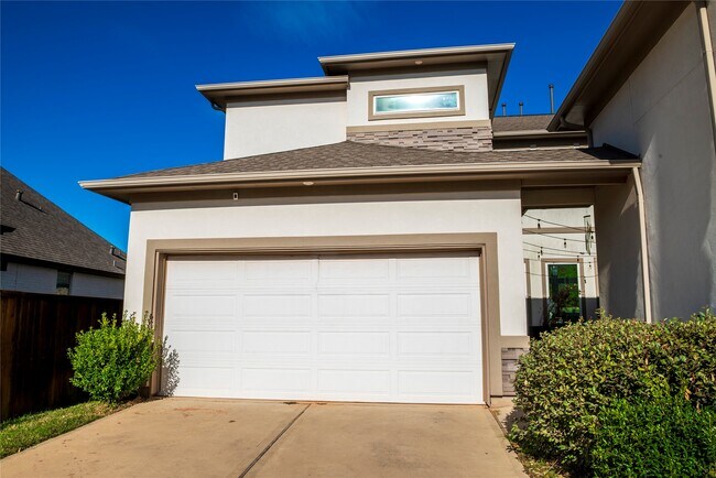 Foto del edificio - 5307 Streamside Trl