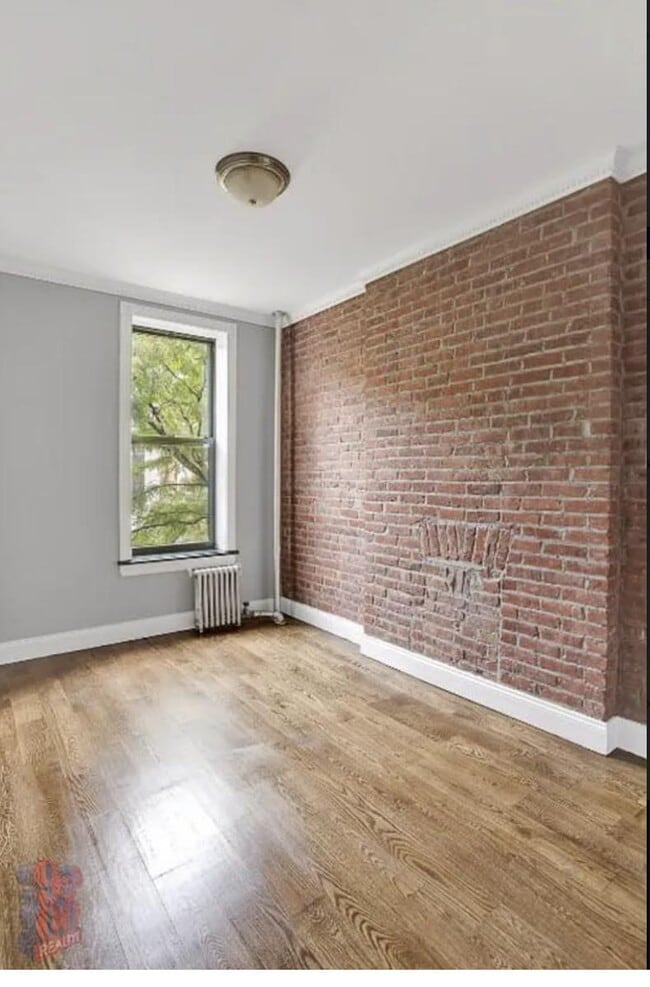 Building Photo - 438 W 52nd St
