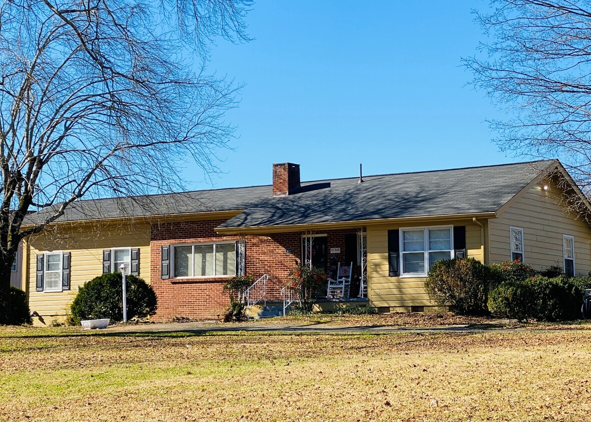 front of the house - 3409 Peerless Rd NW