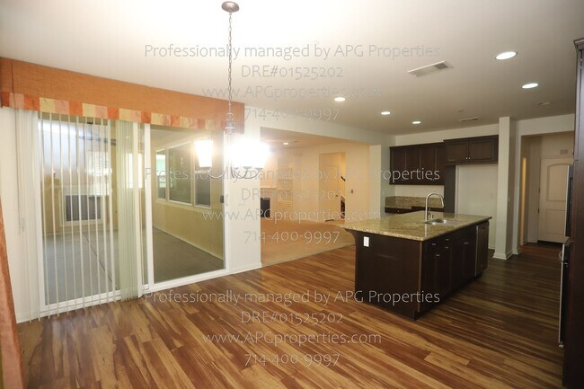 Foto del edificio - 509 S Trident St