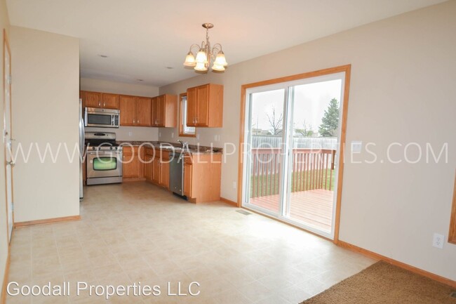 Foto del edificio - 3 br, 2.5 bath House - 9450 Red Sunset Dr