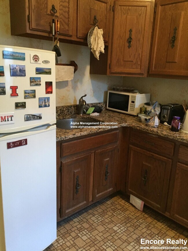 Building Photo - 17-19 Washington St. Unit 507