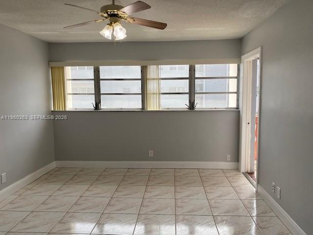 Foto del edificio - 215 SE 3rd Ave