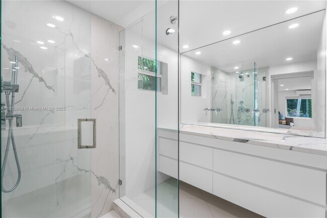 Foto del edificio - 7531 SW 52nd Ct