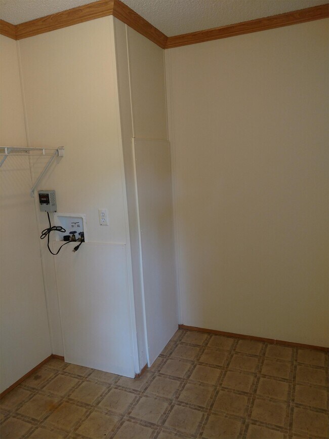 Foto del edificio - 110 Otto Rd