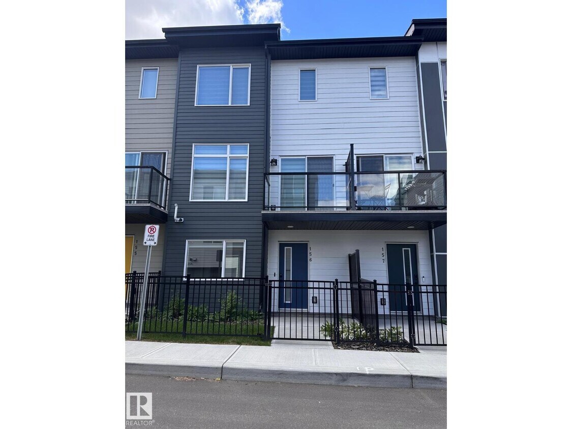 Photo principale - 804 Welsh Dr S W