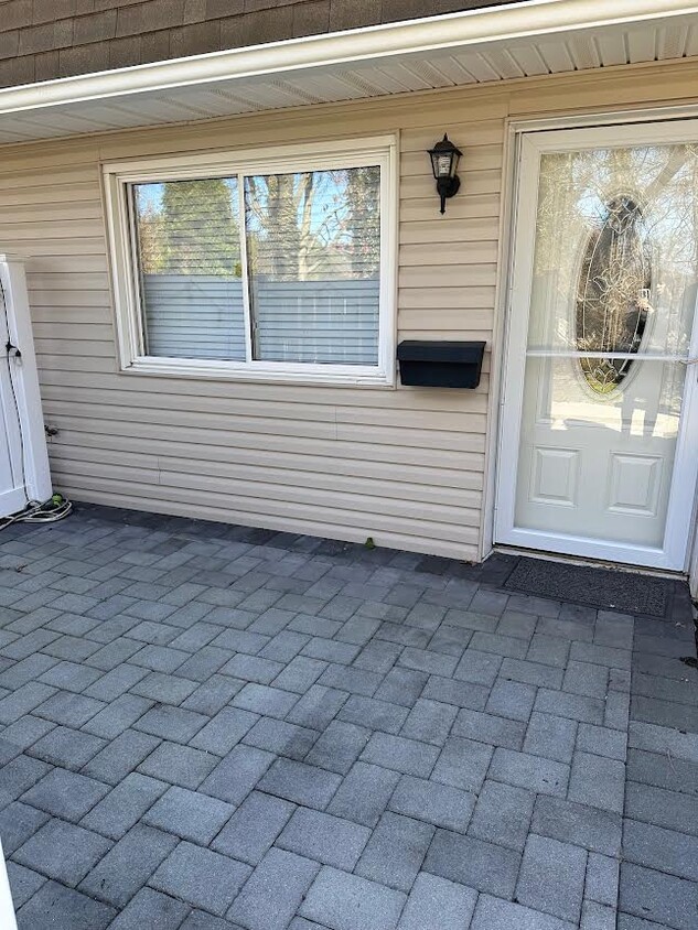 Primary Photo - 159 Storm Dr