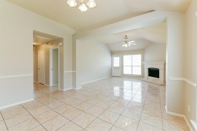 Building Photo - 21030 Stoney Haven Dr