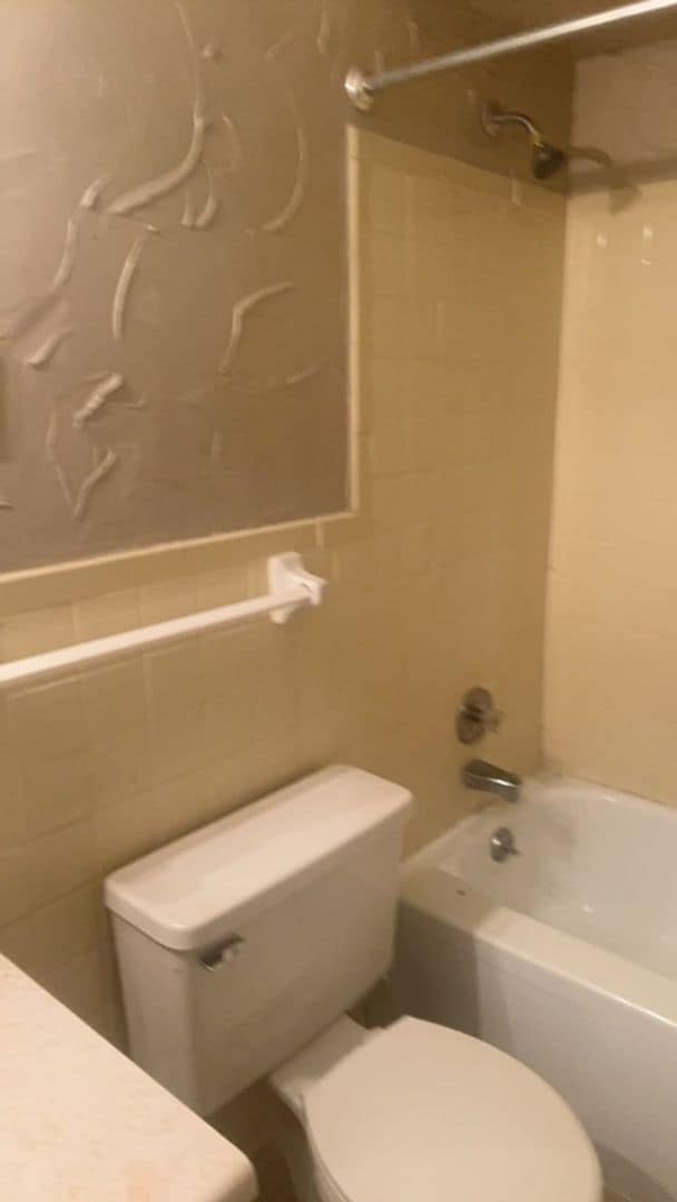 Building Photo - 2835 Los Gatos Ct