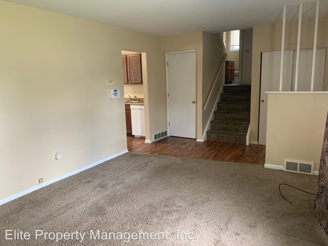 Building Photo - 3 br, 1.5 bath House - 1400 Devers Rd.