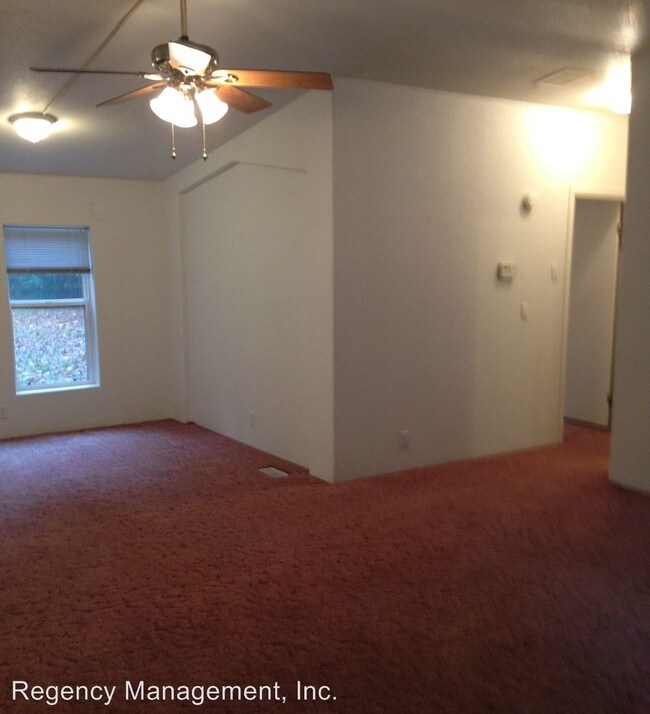 Building Photo - 19805 SE Summertime Dr