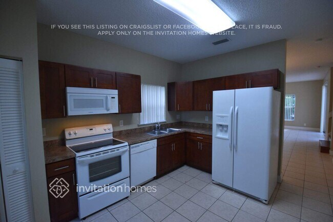 Foto del edificio - 17860 SW 11th Ct