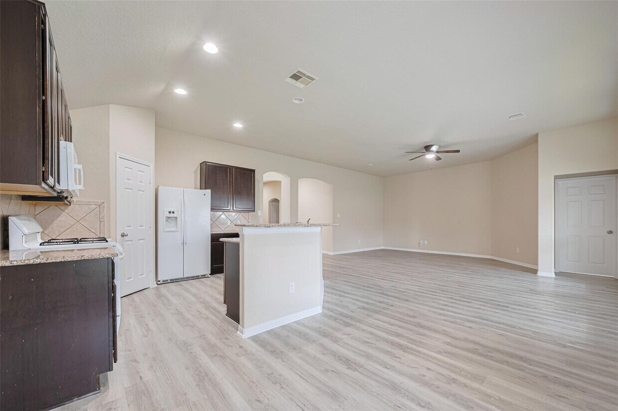 Foto del edificio - 3423 Single Ridge Way