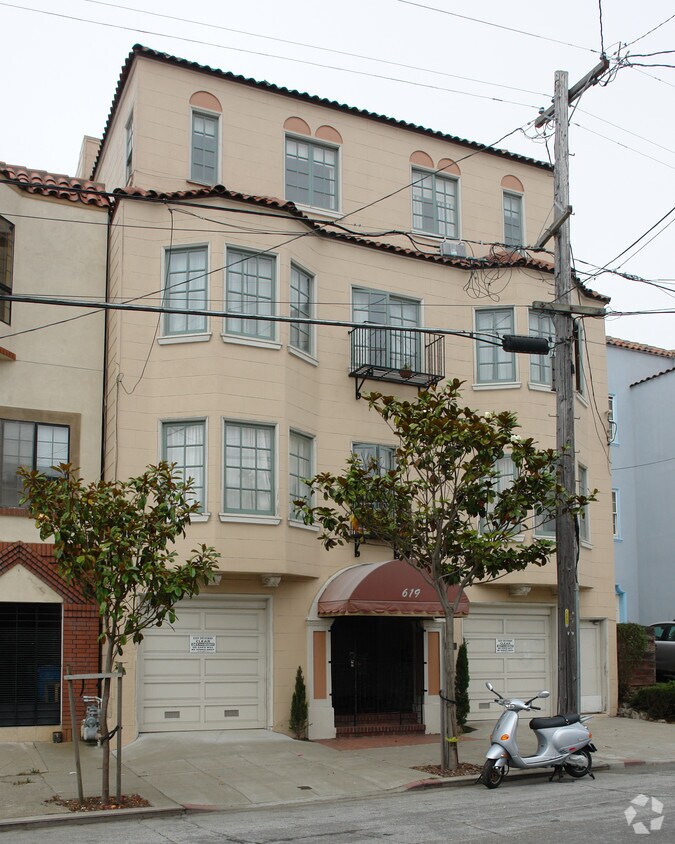 Primary Photo - 619 28th Ave