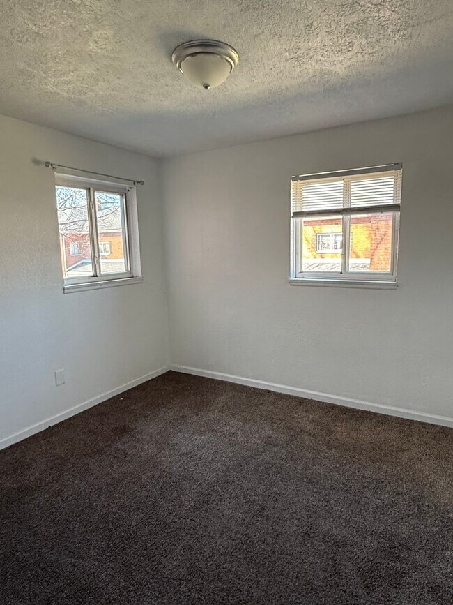 Foto del edificio - Warrensville Heights 3 bedroom townhome