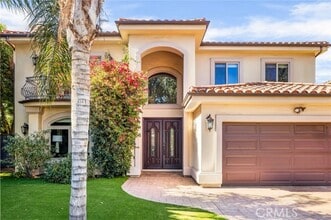 Building Photo - 16659 Addison St