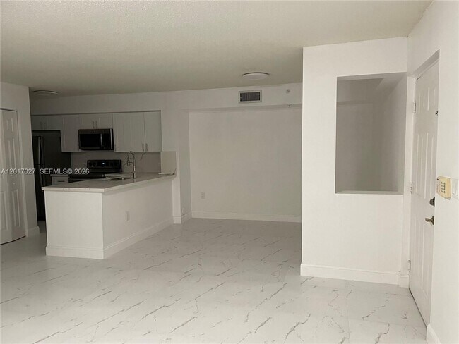 Foto del edificio - 720 SW 111th Ave
