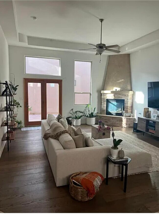 Foto del edificio - 6531 Agave Verde Way NE