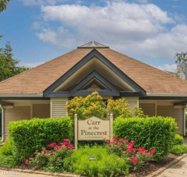 Building Photo - 4561 Interlachen Ct