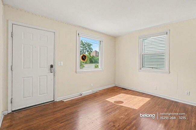 Building Photo - 748 22nd Ct